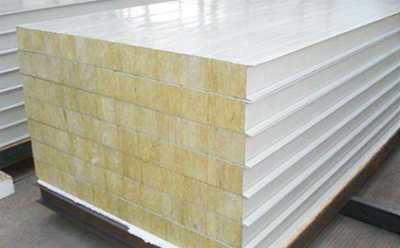 冷库保温墙板施工_海东彩钢夹芯板安装技术要点