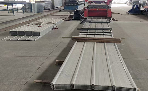 海东彩钢岩棉板多少钱一平米？今日价格组成全解析